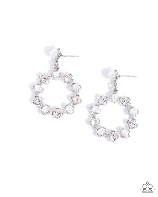 Paparazzi Unforgettably Uptown - White Pearl & Rhinestone Floral Earring E3275