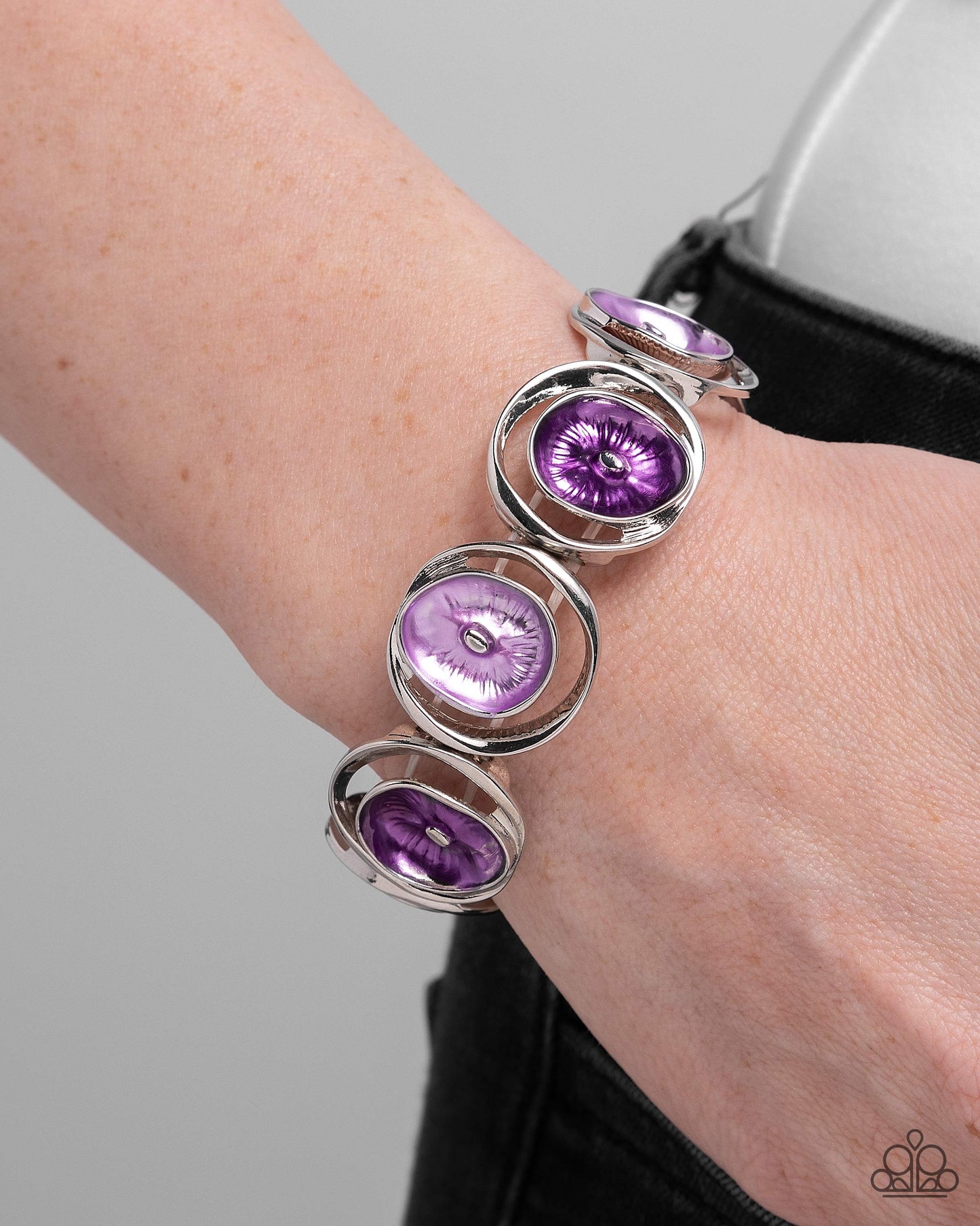 Painted Promise - Purple Plum, Lavender Pearl-Painted Stretch Bracelet Paparazzi