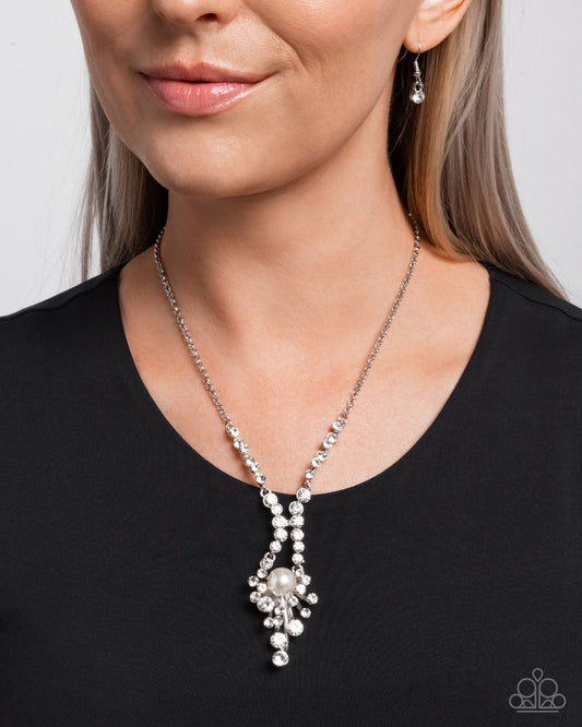 Phenomenal Pizzazz - White Rhinestone & Pearl Necklace Paparazzi N3605