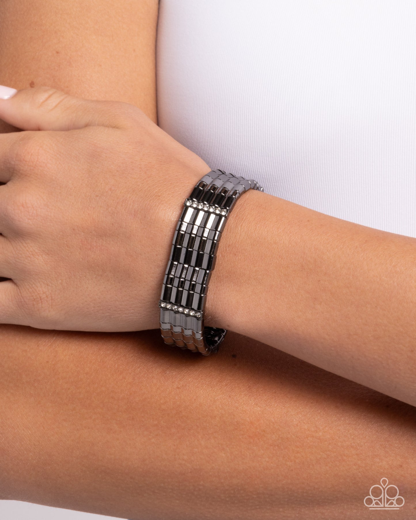 Glistening Getaway - Black Gunmetal & White Rhinestone Stretch Bracelet Paparazzi B2013