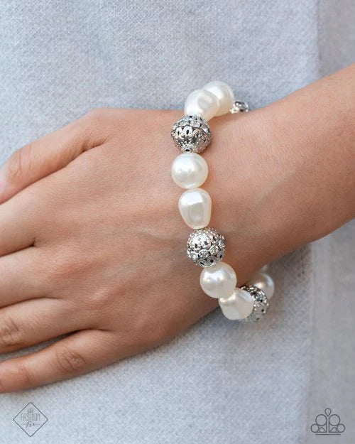 Paparazzi High-Class Headline - White Pearl Silver Stretch Bracelet Fiercely 5th Avenue Fashion Fix November 2024 B2550