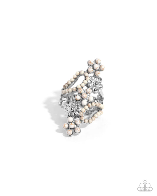 Chic Combination - White Flower & Silver Ring Paparazzi R0879