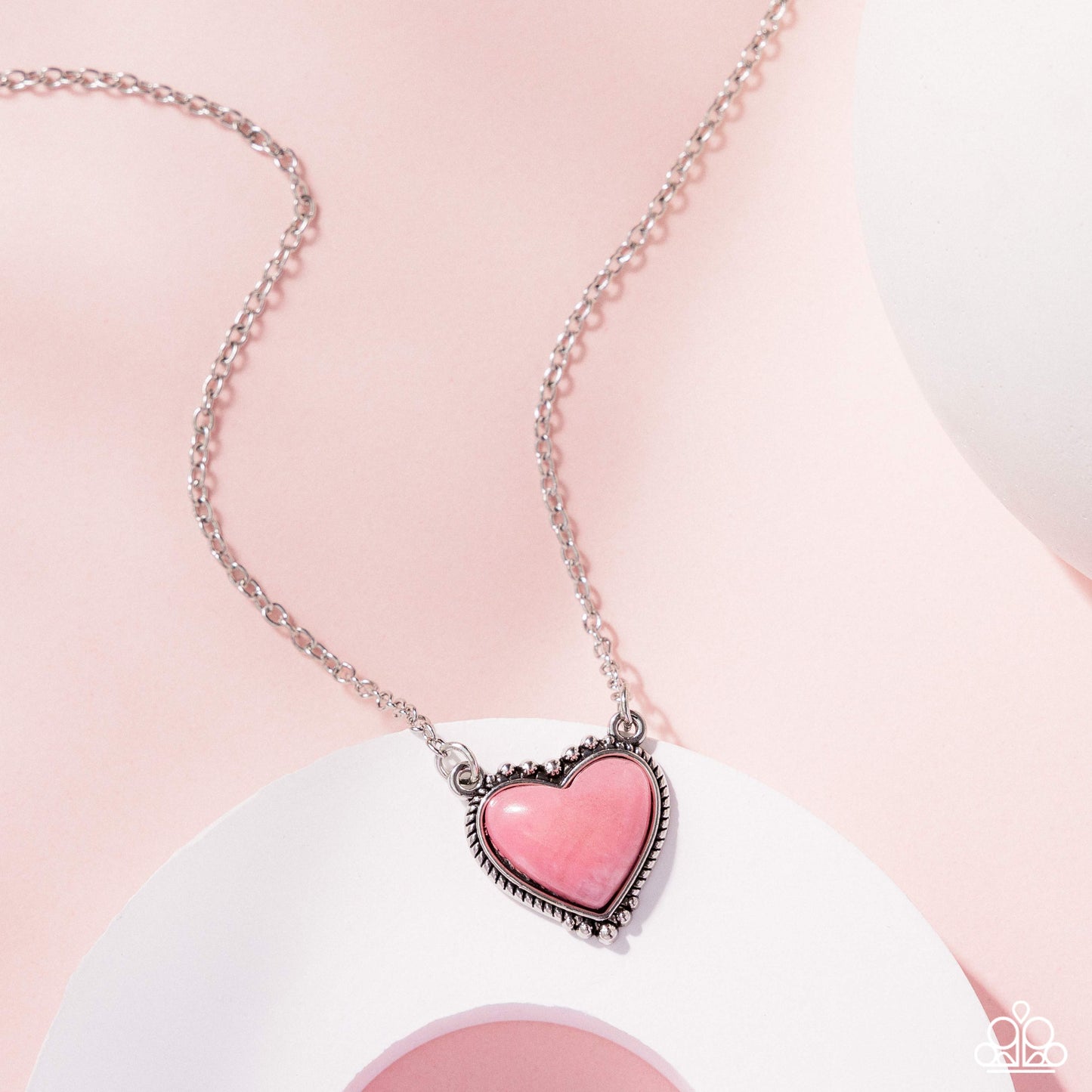 Paparazzi Earthy Eternity - Pink Rose Quartz Heart Silver Necklace N3892