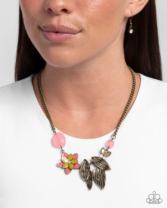Standing Shimmer - Brass Curb Chain, Desert Rose Flower Necklace Paparazzi N3057