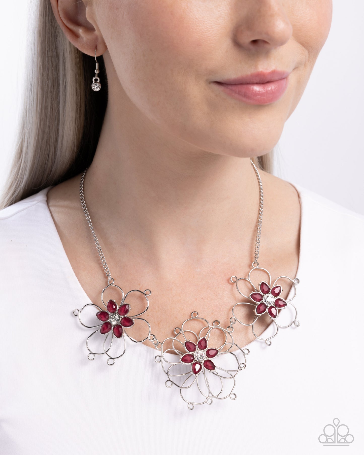 Wiry Welcome - Pink Flower Silver Wire Necklace Paparazzi N3569