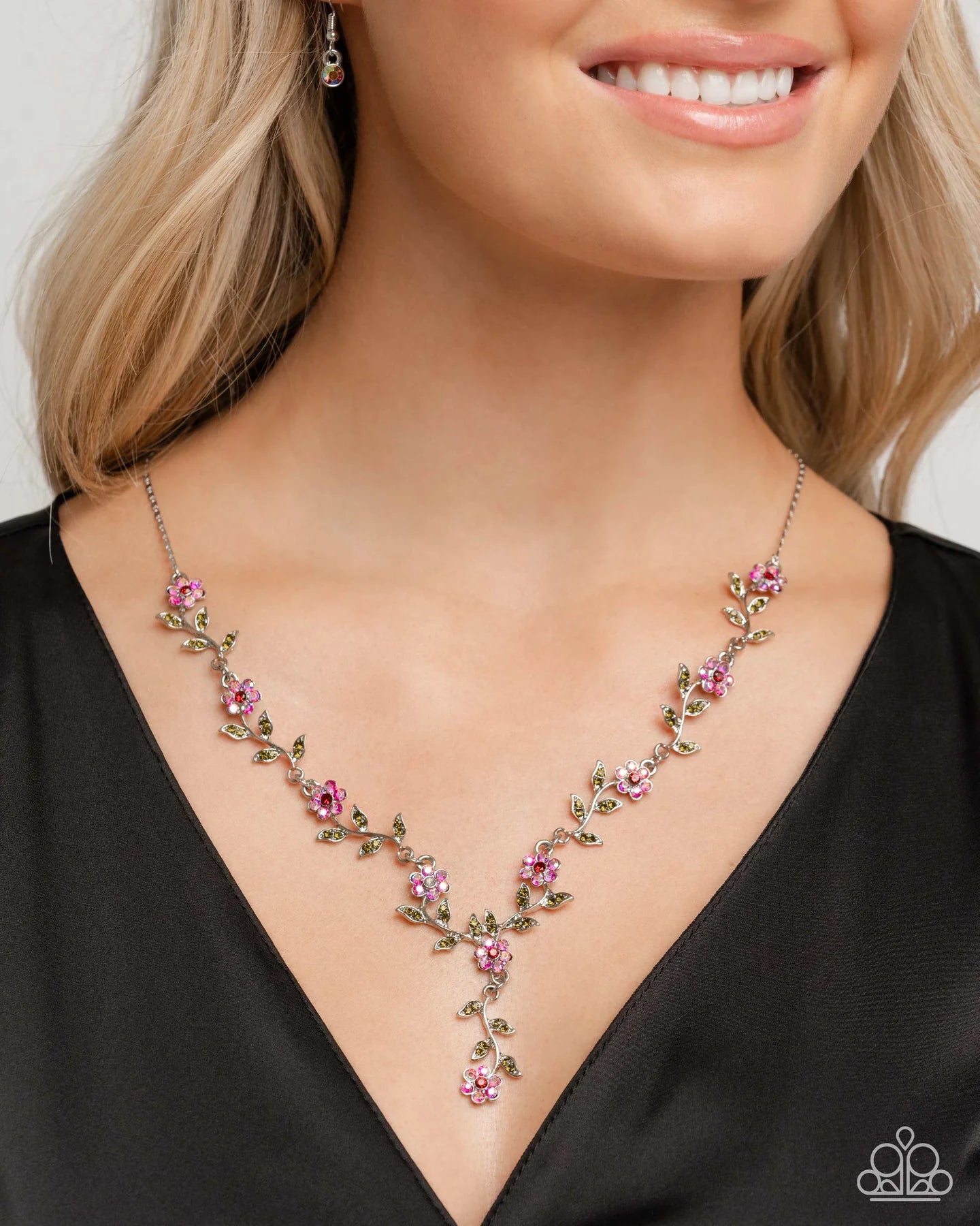 Complete Look - Estate Grounds Necklace and Personal Estate Bracelet Red Silver Flower 2-Piece Set - Paparazzi N3641