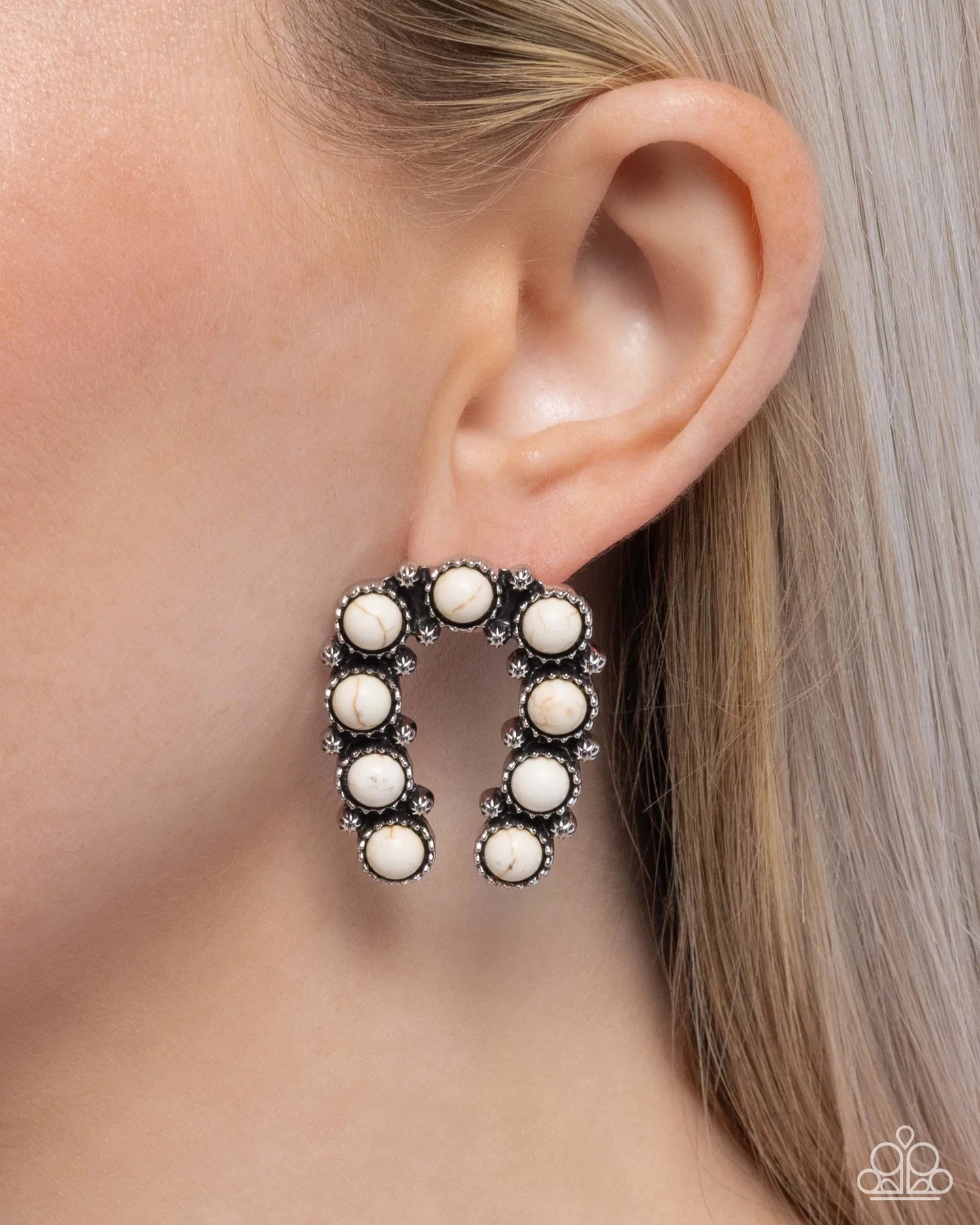 Wild West Wonder White Post Earring Paparazzi E3083