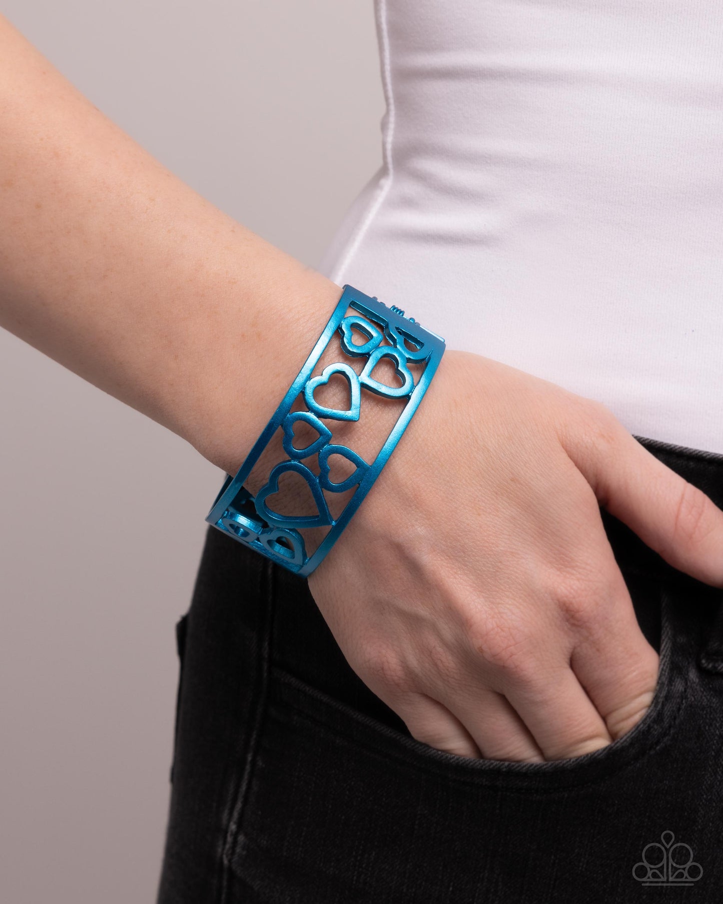 Steal Your Heart - Blue - Electric Blue Metal Heart Hinge Bracelet Paparazzi B0221