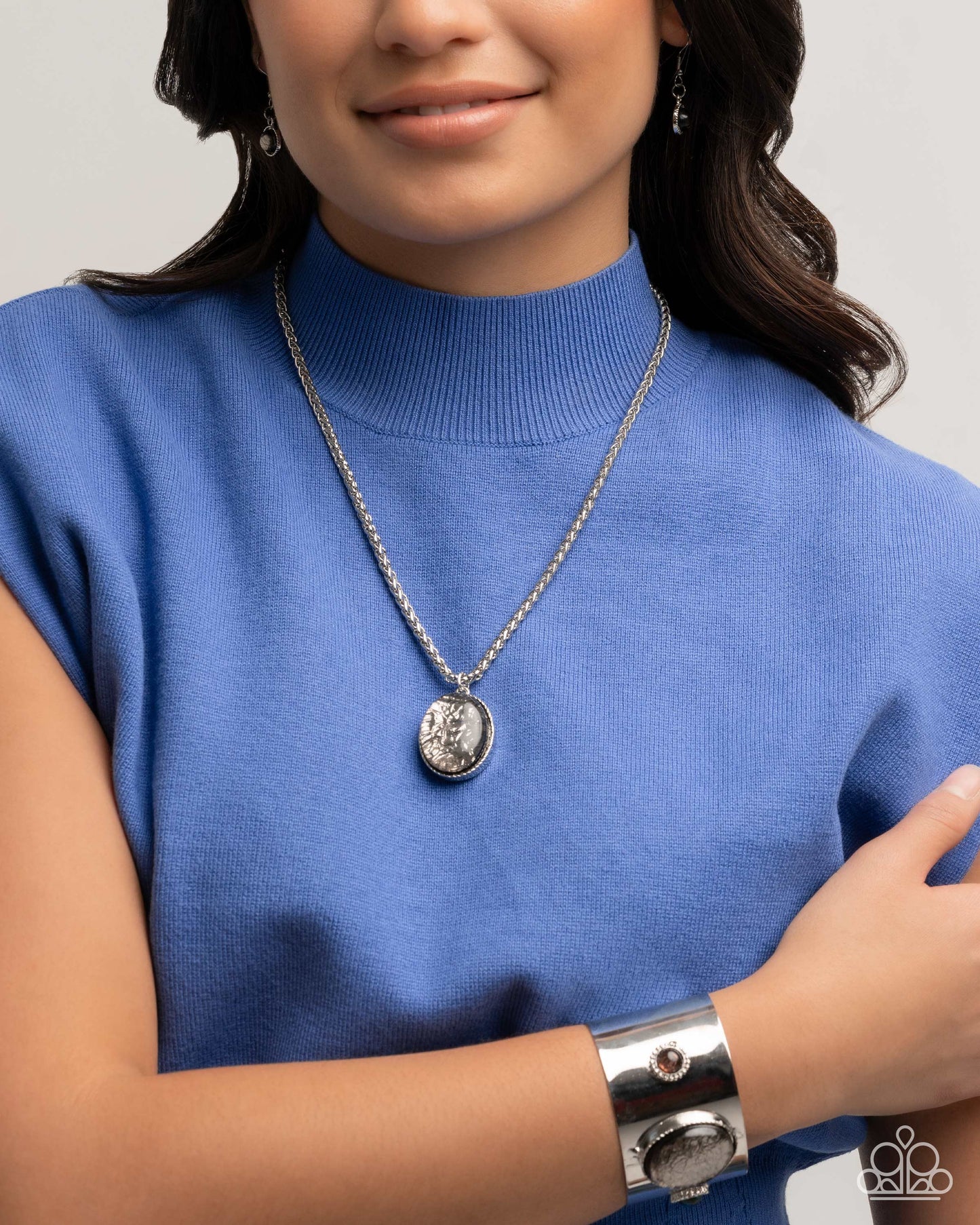 Rule the Light - Complete Look Rule the Night Silver Necklace & Bracelet: Rule the Flight - Silver Cuff Bracelet Set Paparazzi N3594