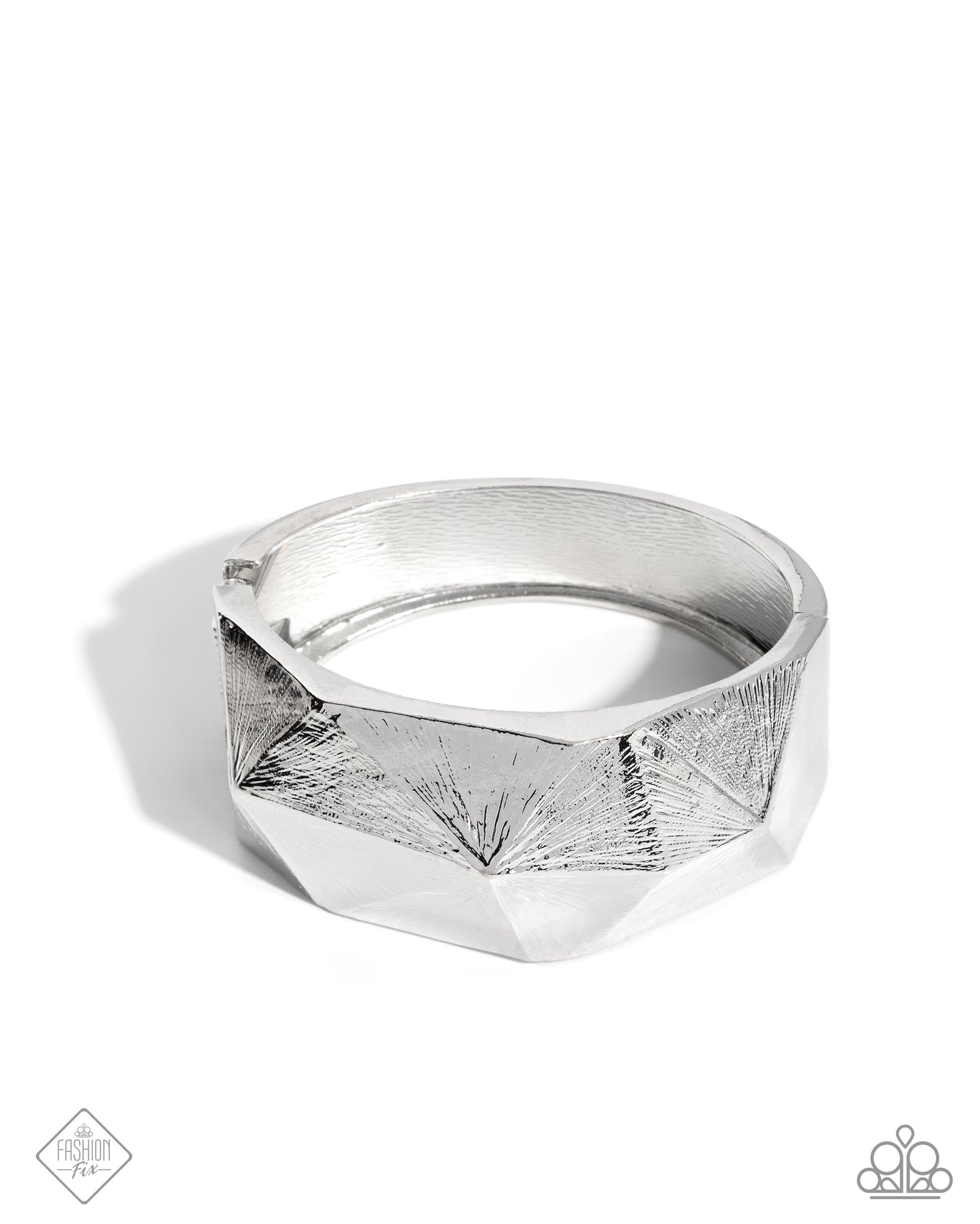 Elusive Enclosure - Silver Hinge Bracelet Magnificent Musings January 2025 Fashion Fix Paparazzi B2147