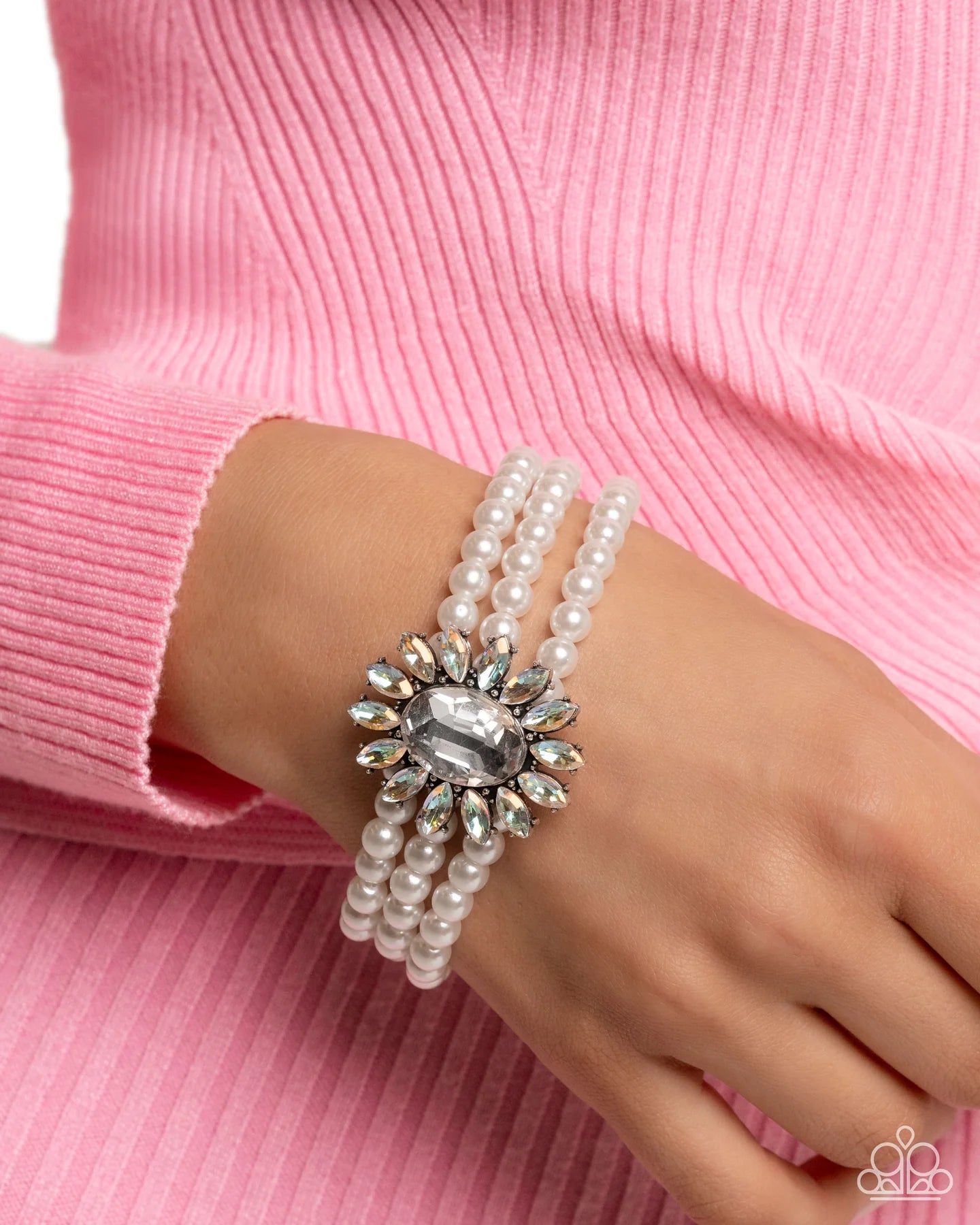 Paparazzi Conscious Chic - Complete Look - White Pearl Necklace & Bracelet 2-Piece Set N4075
