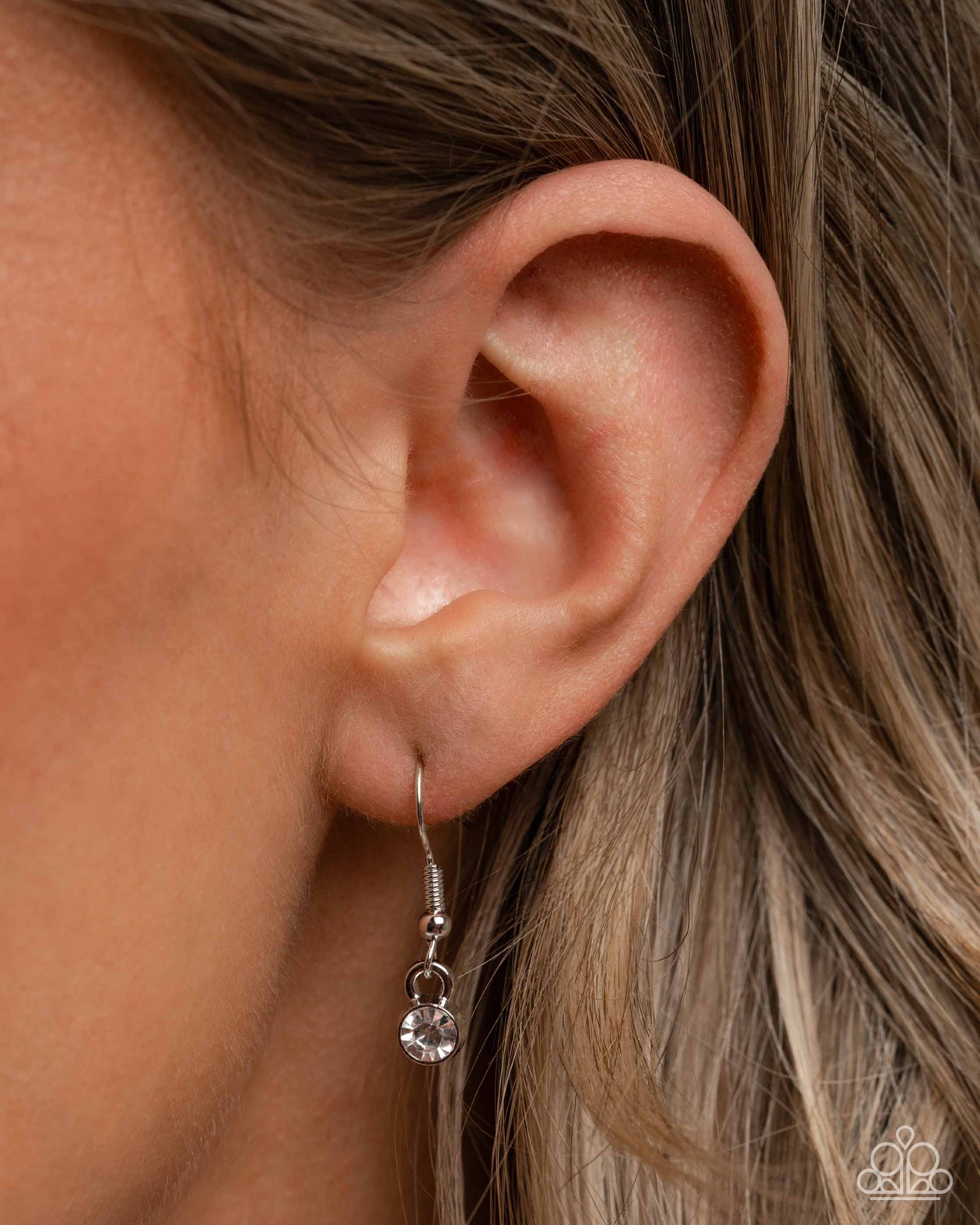 Paparazzi Trim Teardrops - Complete Look
