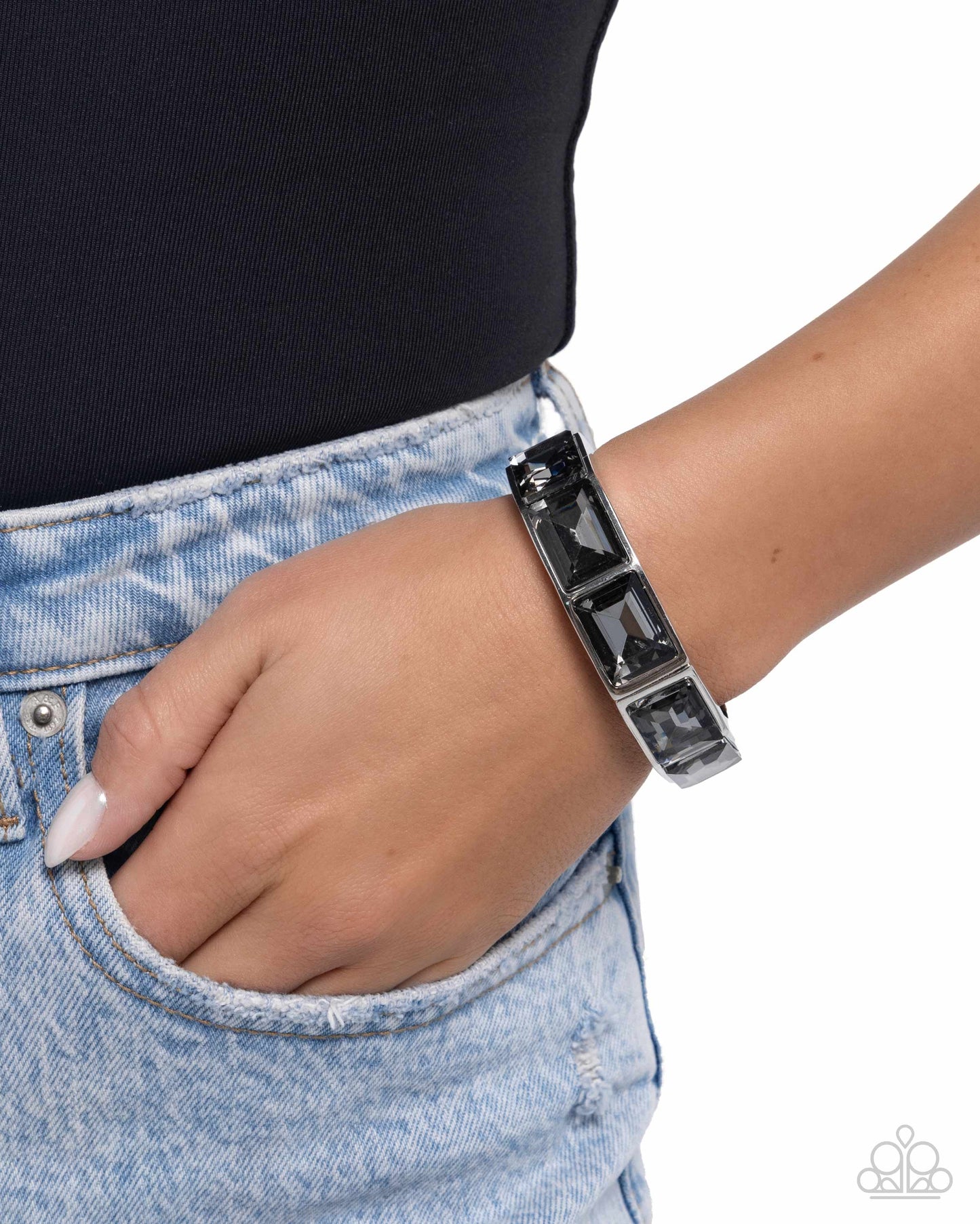 Faceted Freestyle - Silver Smoky Gem Hinged Bracelet Paparazzi B2329