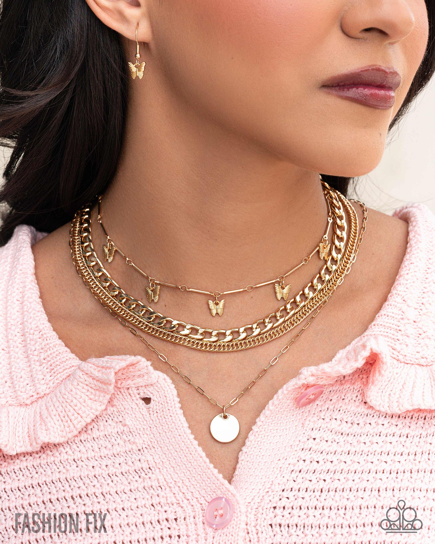 Fluttering Fringe - Gold Layered Chain Necklace Fashion Fix September 2025 Paparazzi N3657