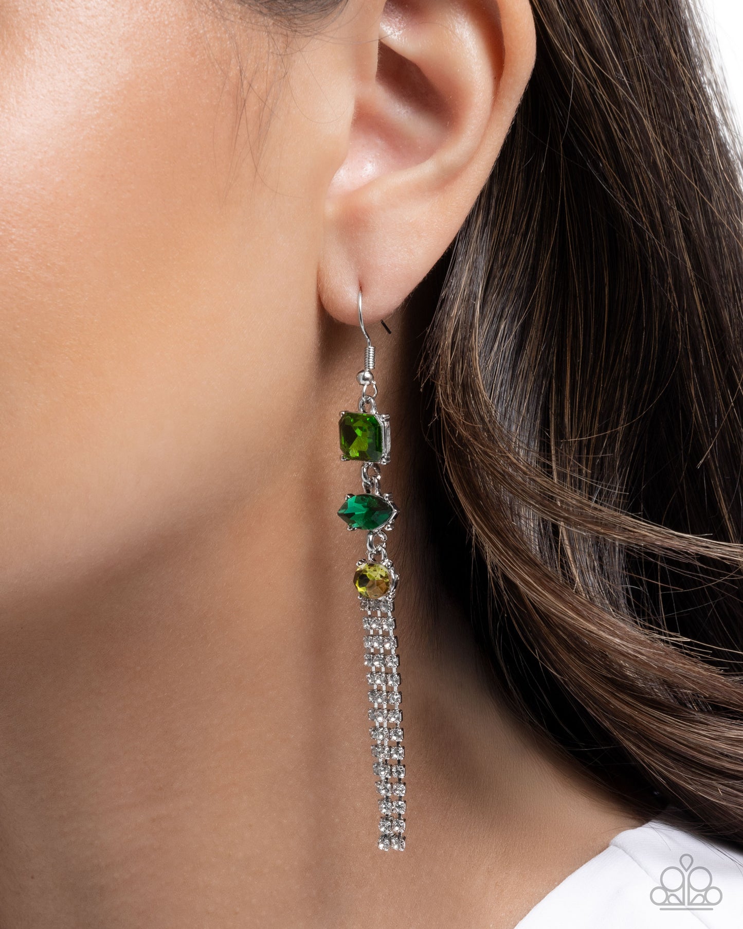Paparazzi Mismatched Moment - Green Multicolored Emerald & White Rhinestone Earring E3314