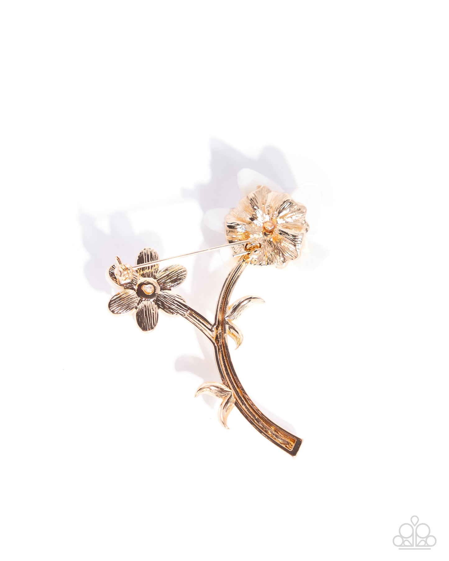 Blooming Boutonniere - Gold Hammered Stem & White Shell Petaled Flower Brooch Lapel Pin Paparazzi BR004