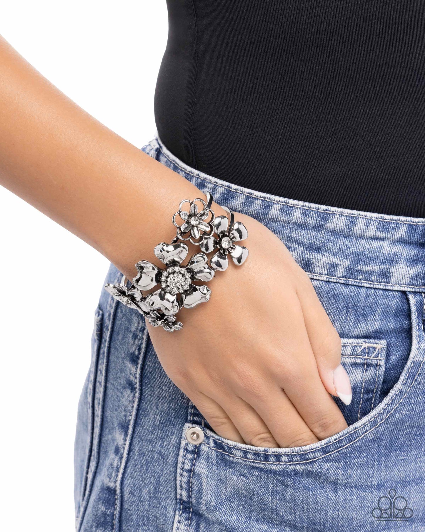Paparazzi Bursting Bouquet - White Rhinestone Silver Flower Hinge Bracelet B2610