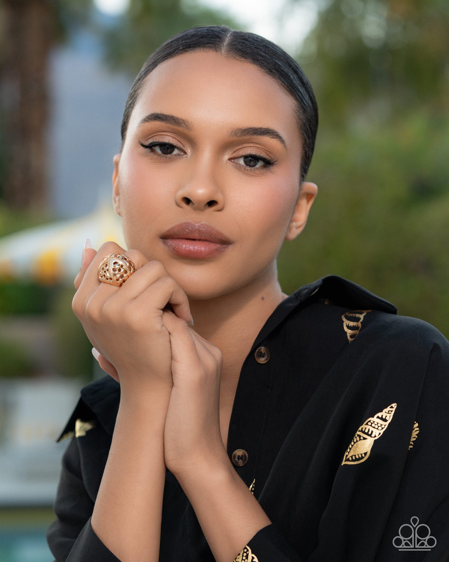 Paparazzi Starfish Statement - Gold Starfish Beach Style Ring