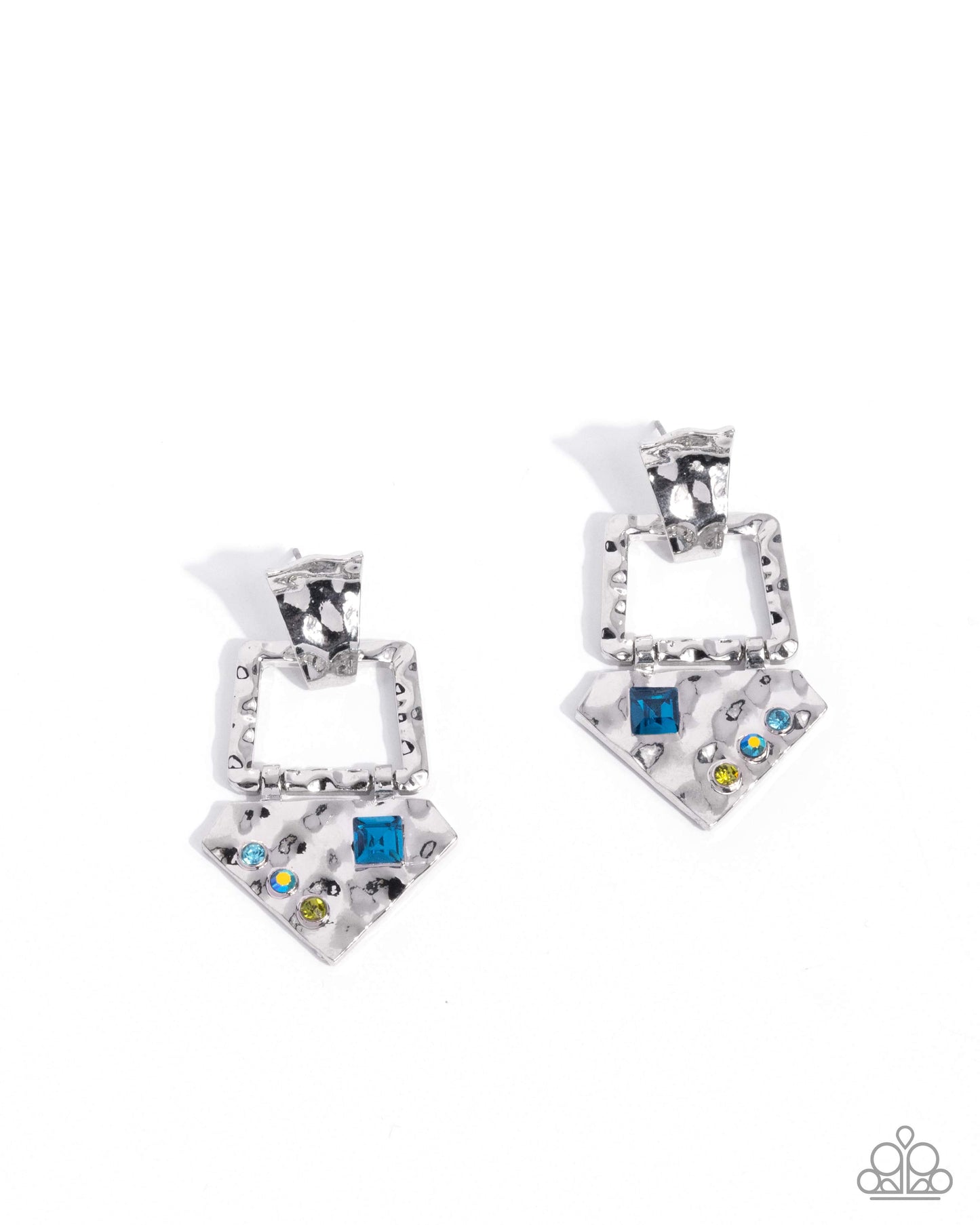 Paparazzi Hardware Headline - Blue Aquamarine, Emerald Iridescent Rhinestone Silver Hammered Earring E3157