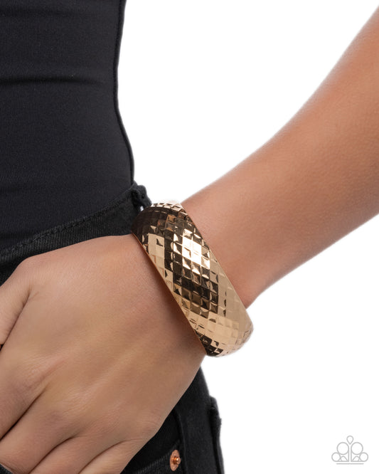 Paparazzi Textured Transit - Gold Diamond Cut Textured Hinged Bracelet B2722