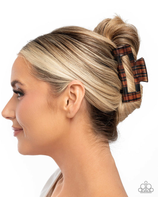 Prized Plaid - Brown Plaid Patterned Hair Claw Clip Paparazzi H0225