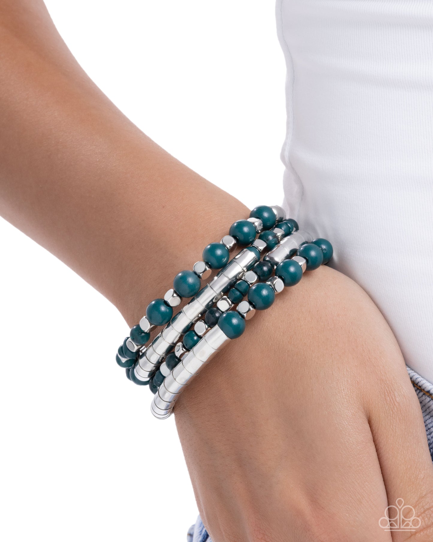 Paparazzi The Rite of Color - Green Emerald & Silver Bead Coil Bracelet B2511