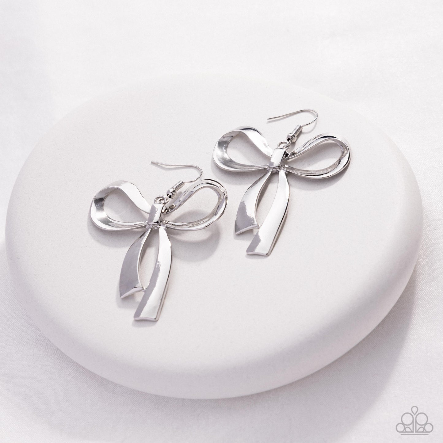 Paparazzi Captivating Coquette - Silver Oversized Bow Earring E3237