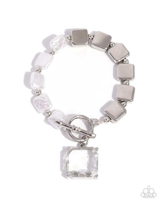 Paparazzi Mismatched Season - White Baroque Pearly Squares, Silver Toggle Bracelet B2492