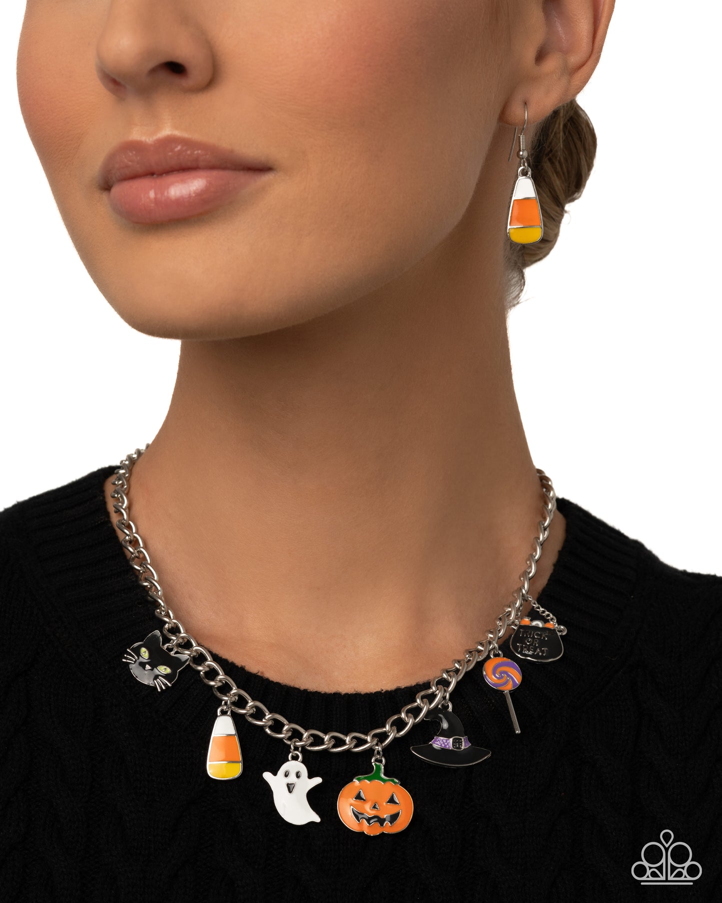 Haunting Hallmark - Multi Charm Halloween Necklace: Haunting Haute, Bracelet: Haunting Night Paparazzi N3636