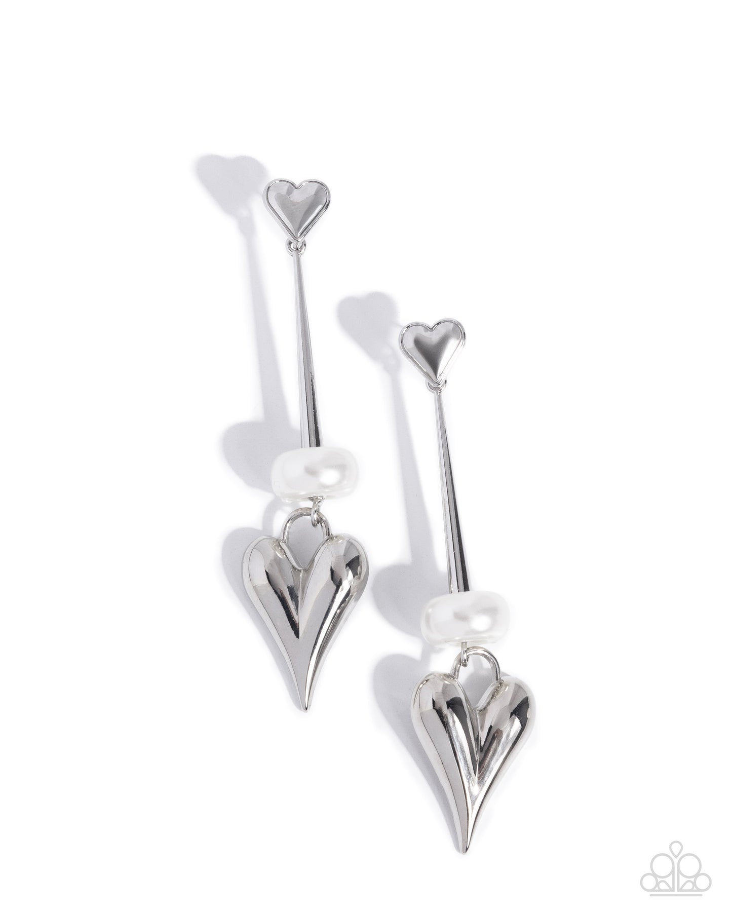 Paparazzi I Feel Loved - White Pearl Disc Silver heart Earring