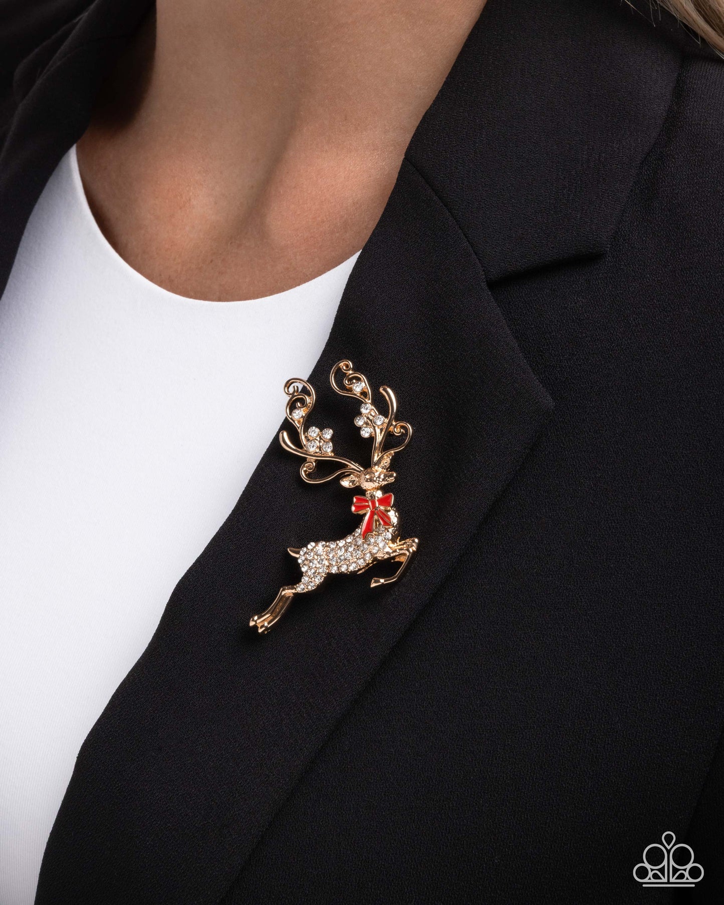 Paparazzi Reindeer Games - Gold Christmas Holiday Lapel Pin Brooch