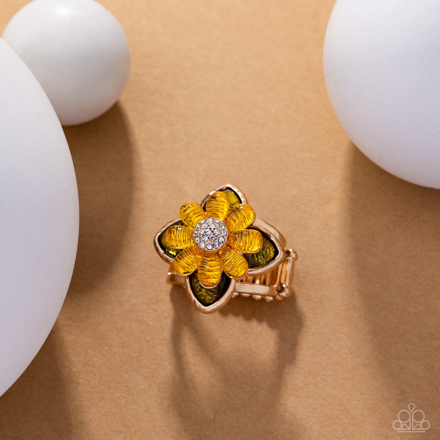 Paparazzi Wildflower Weekday - Yellow Flower Gold Ring R1351