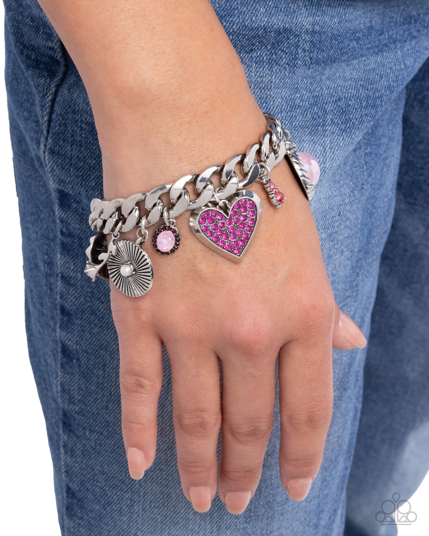 Paparazzi Massively Malibu - Pink Fuchsia Rhinestone, White Pearl, Heart Charm Bracelet B2543