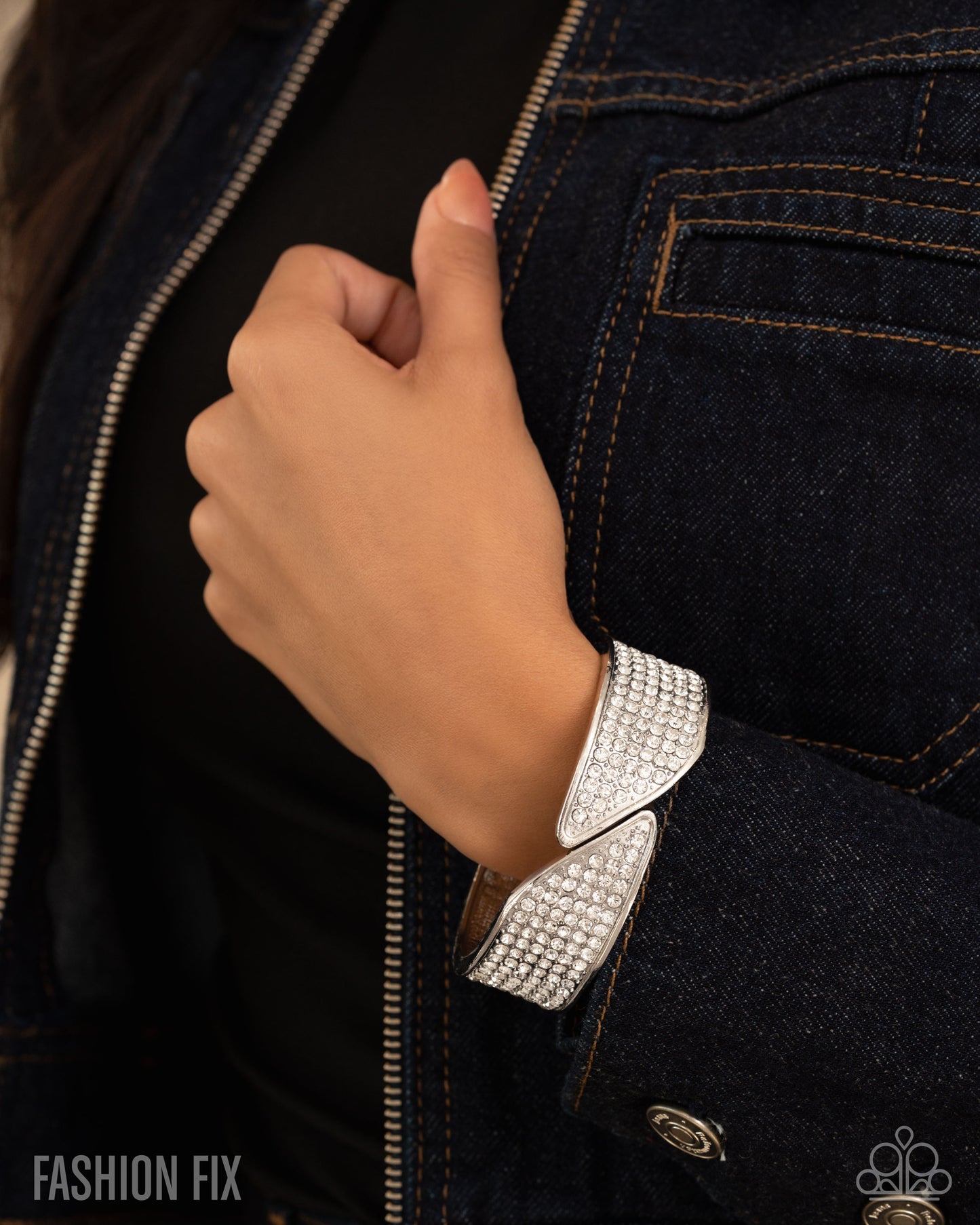 Paparazzi Fierce On Fleek - White Rhinestone Hinge Bracelet Magnificent Musings Fashion Fix Trend Blend January 2026 B2579