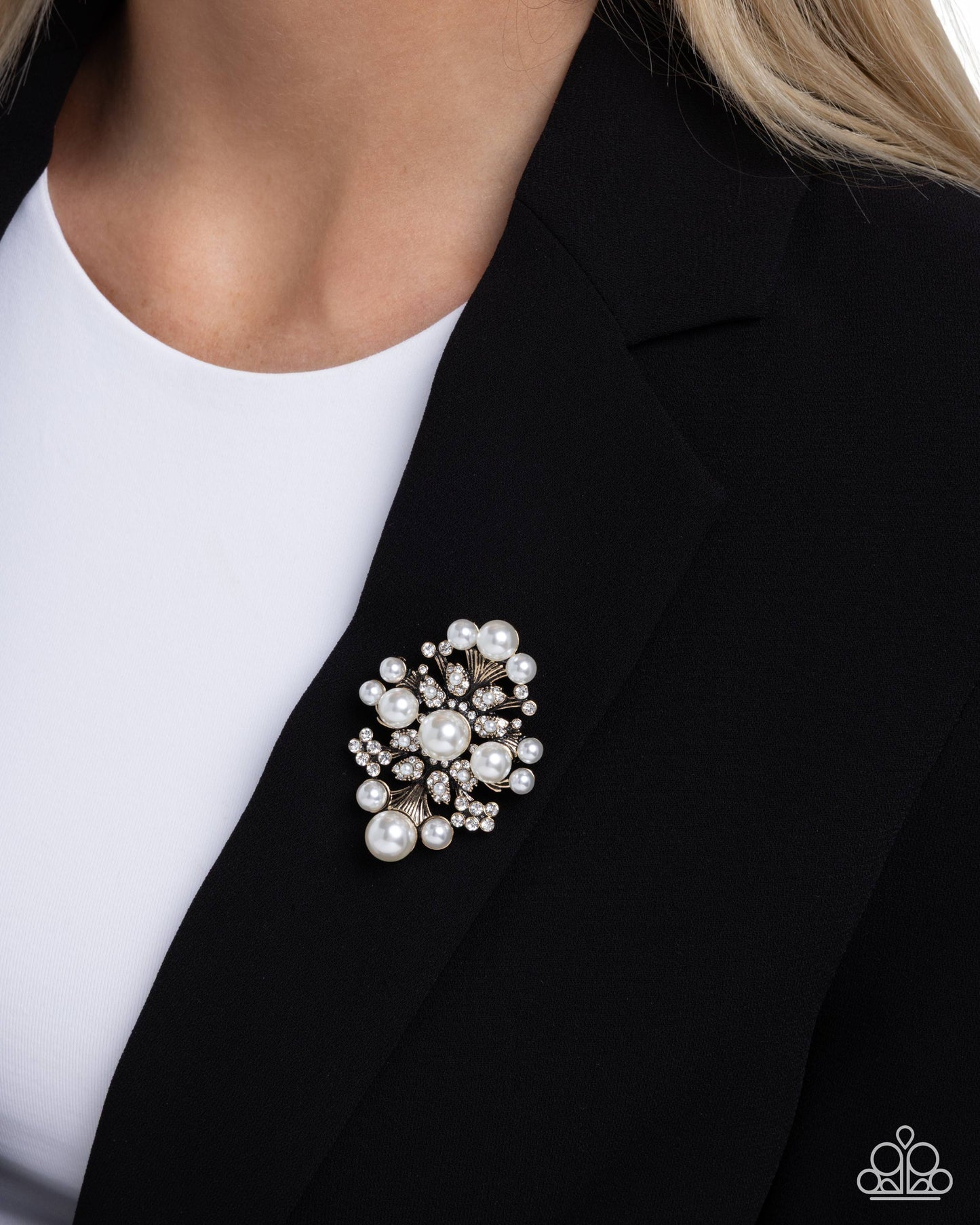 Paparazzi Peaceful Polish - Gold & White Pearl Lapel Pin Brooch BR033
