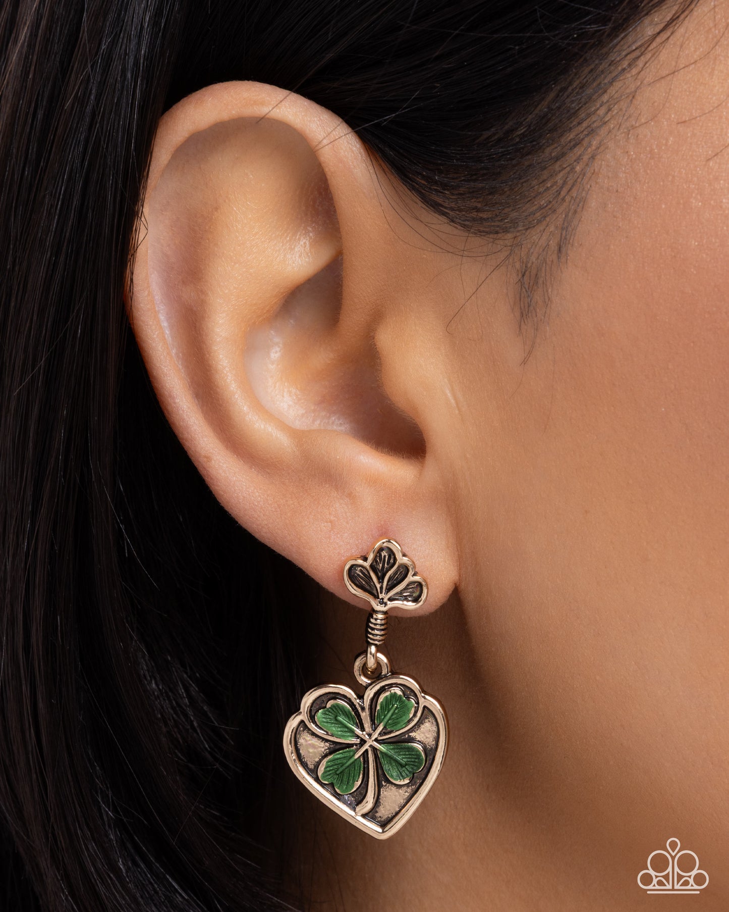 Paparazzi Confident Clover - Green Clover Gold Post St. Patrick's Day Earring E3335
