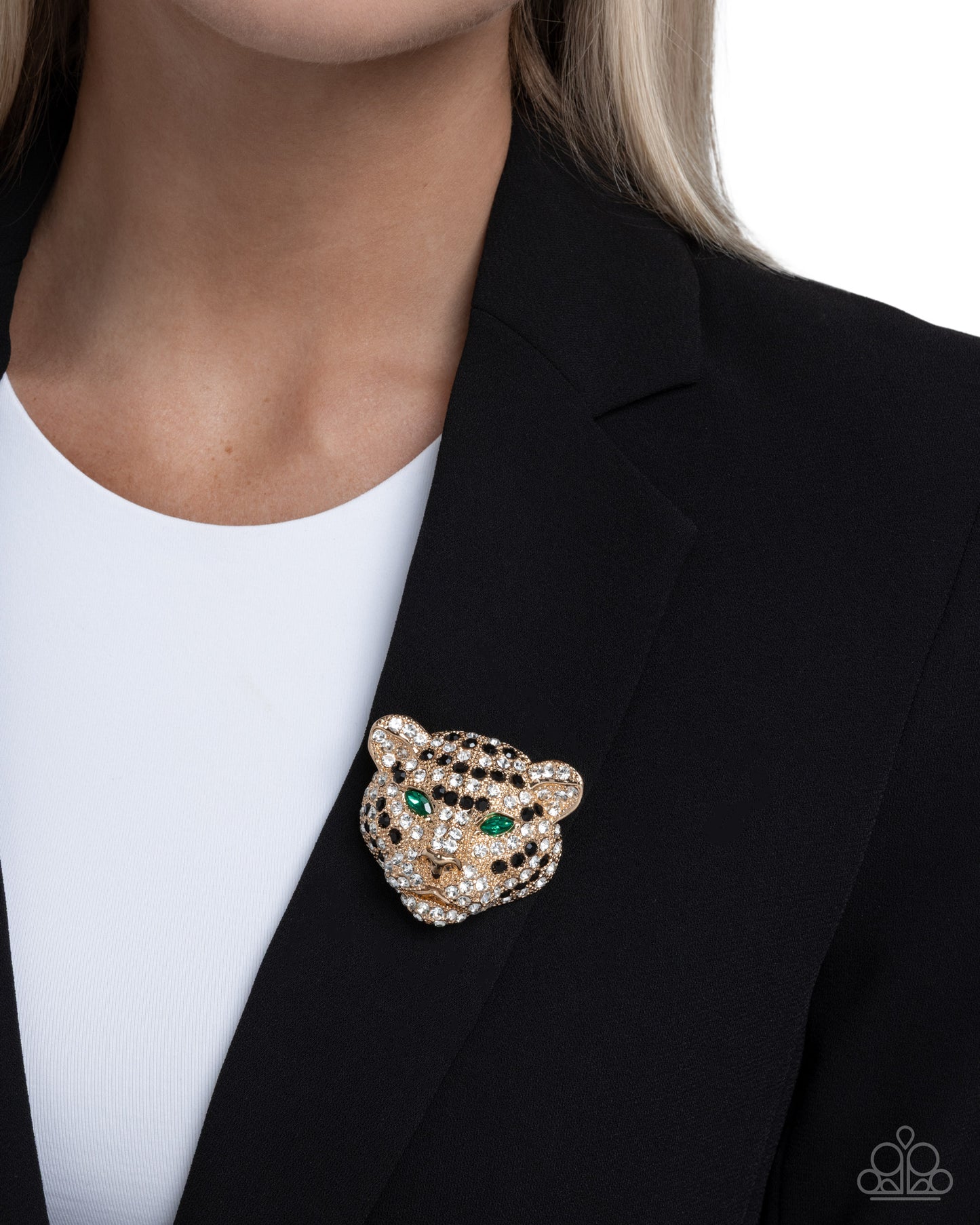Paparazzi Leopard Location - Gold Leopard Head Lapel Pin Brooch