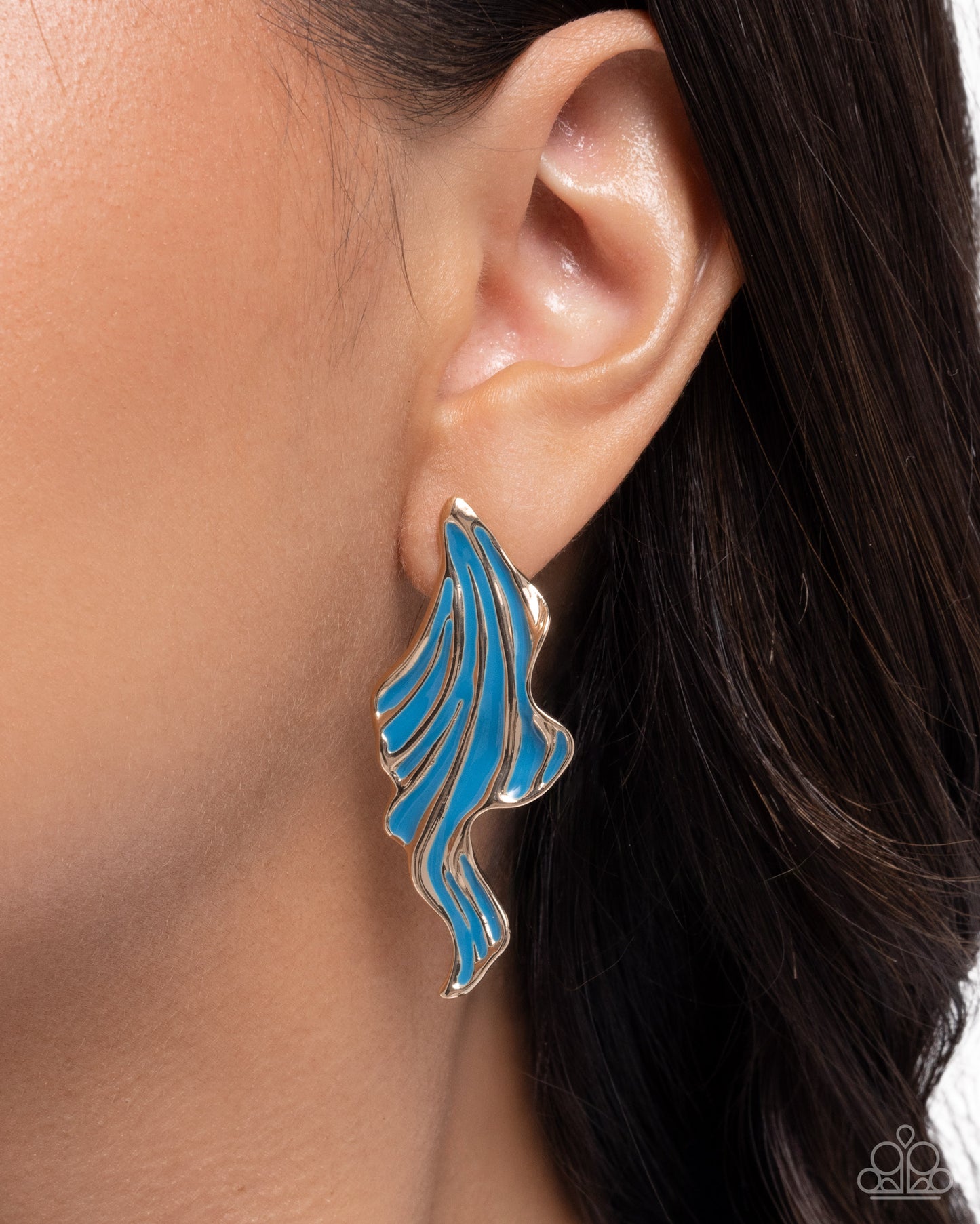 Paparazzi Fluid Fashion - Blue Painted Gold Fin Nautical Earring E3373