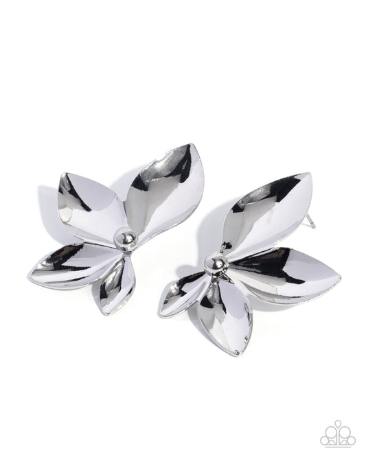 Expressive Elegance - Silver