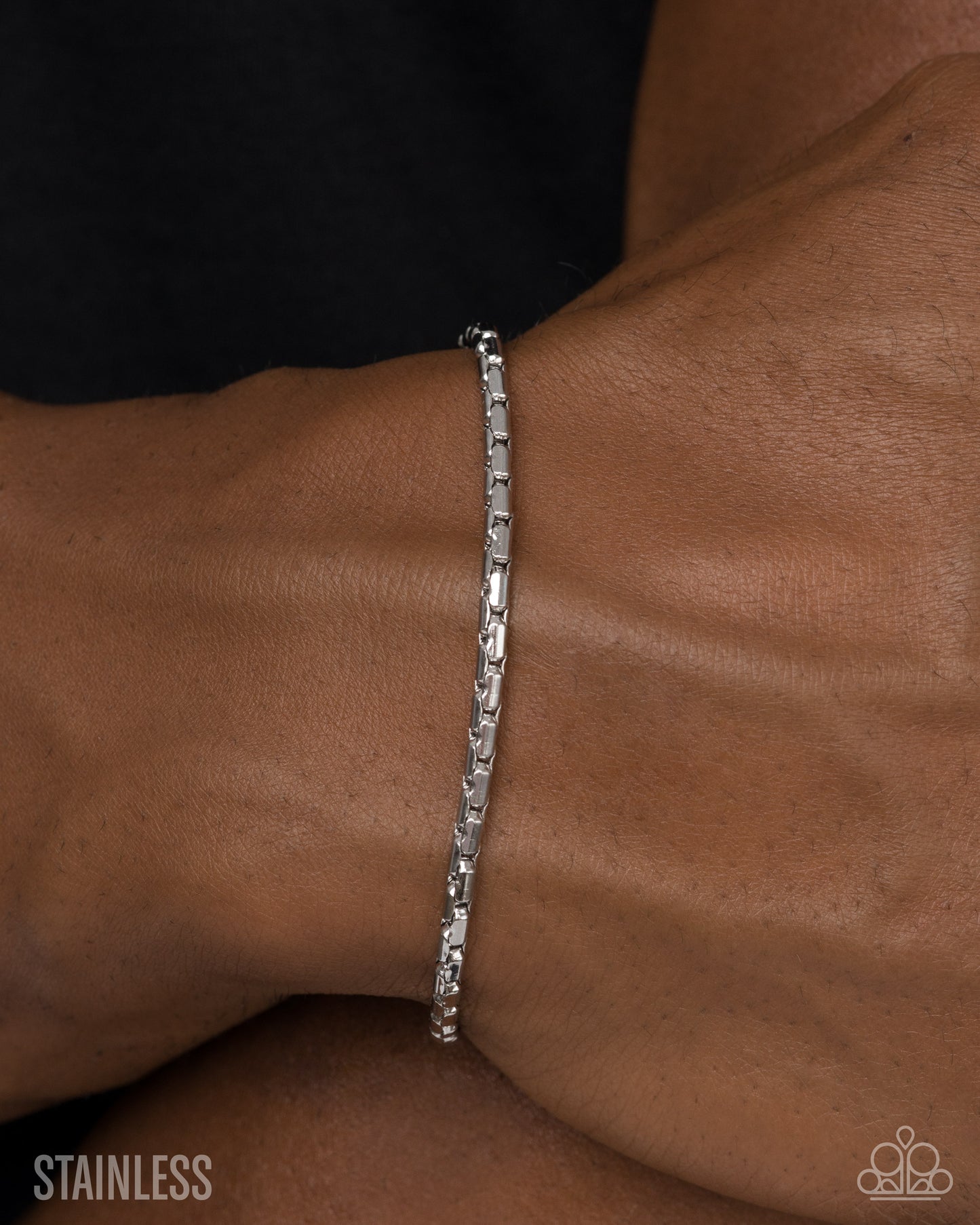 Paparazzi Formidably Fastened - Silver Men's Urban Chain Bracelet B2602