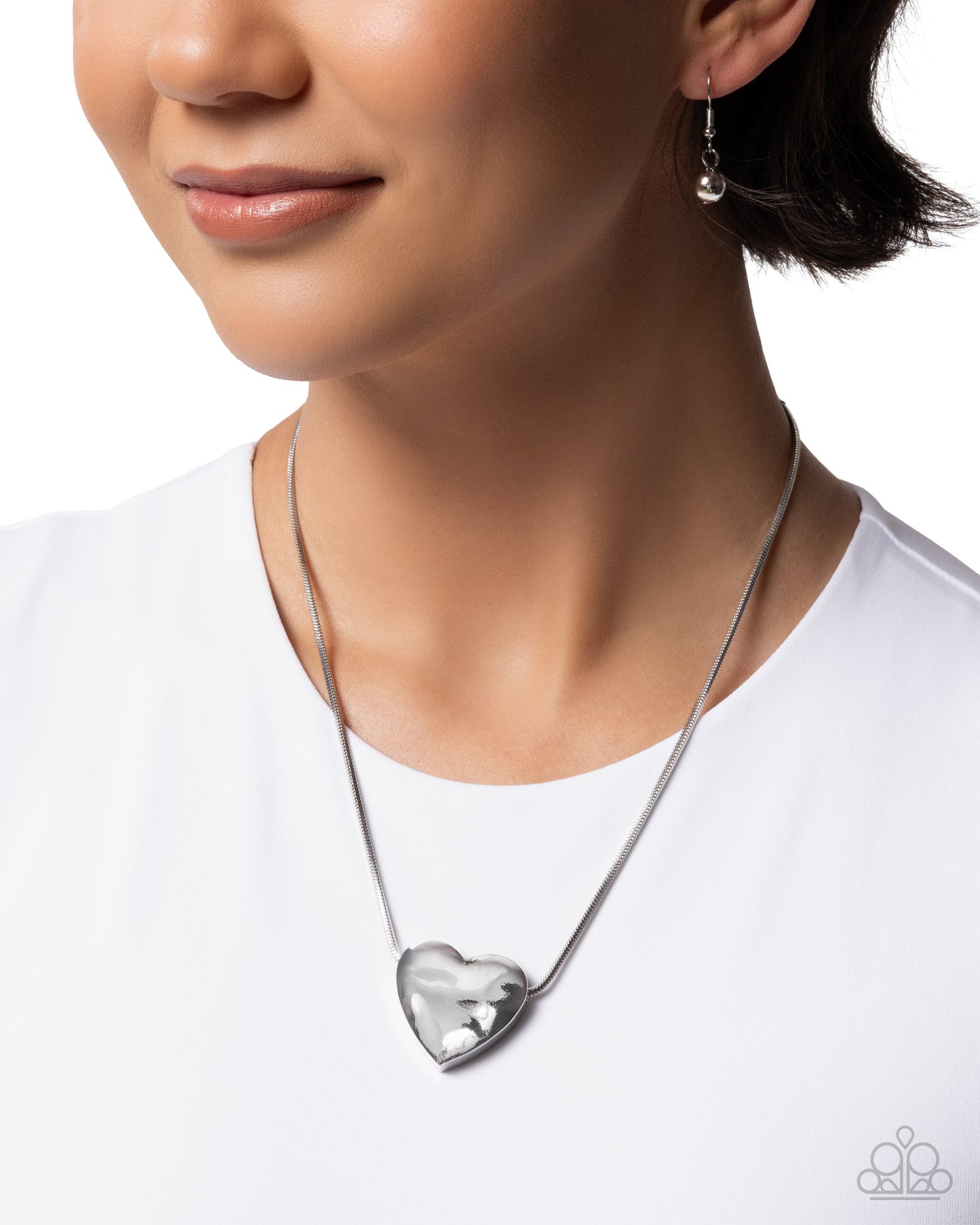 Paparazzi Cavalier Cupid - Silver Hammered Heart Necklace