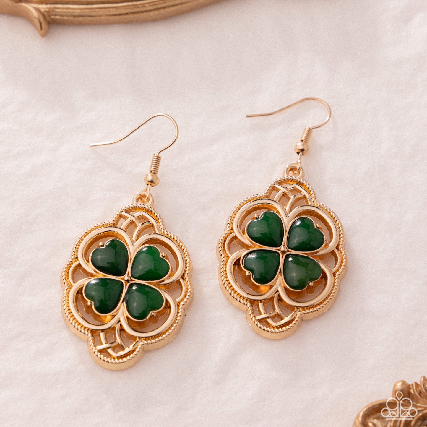 Paparazzi Lyrical Luck - Green Gaelic Knot Motif 4 Leaf Clover St. Patrick's Day Earring E3340