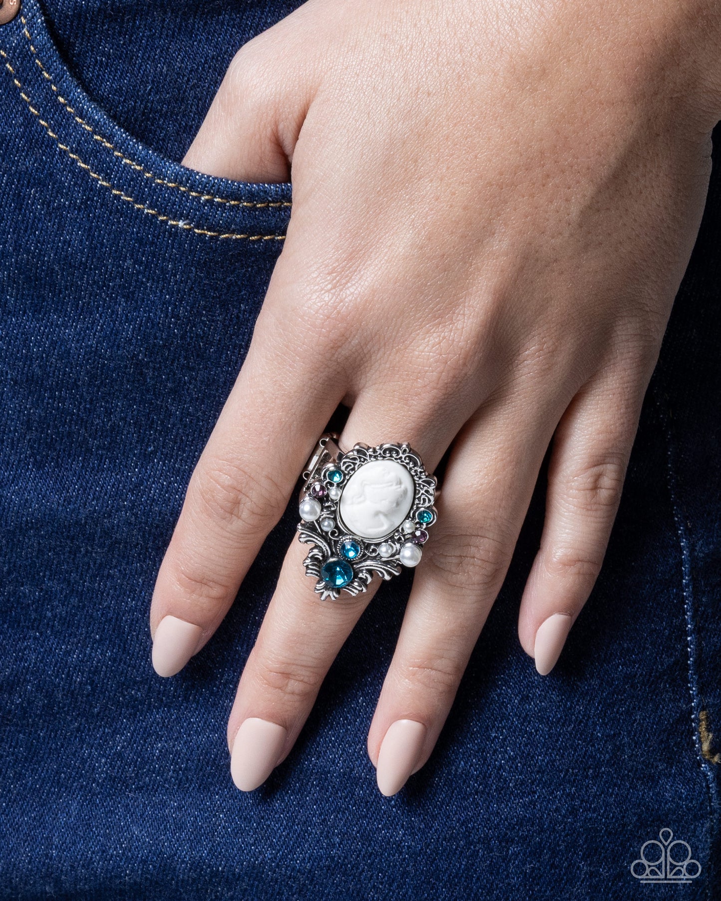 Paparazzi Cameo Clarity - Blue Zircon Rhinestone White Resin Cameo Ring R1334