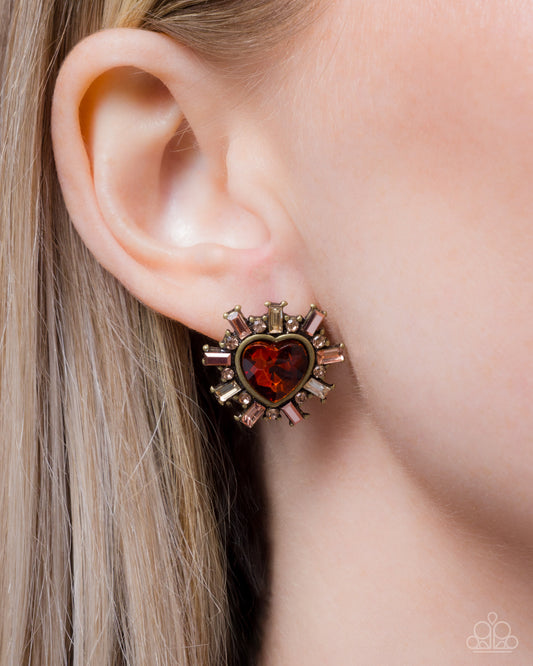 Paparazzi Flirty Feature - Brass & Brown topaz Heart Gem Earring E3387