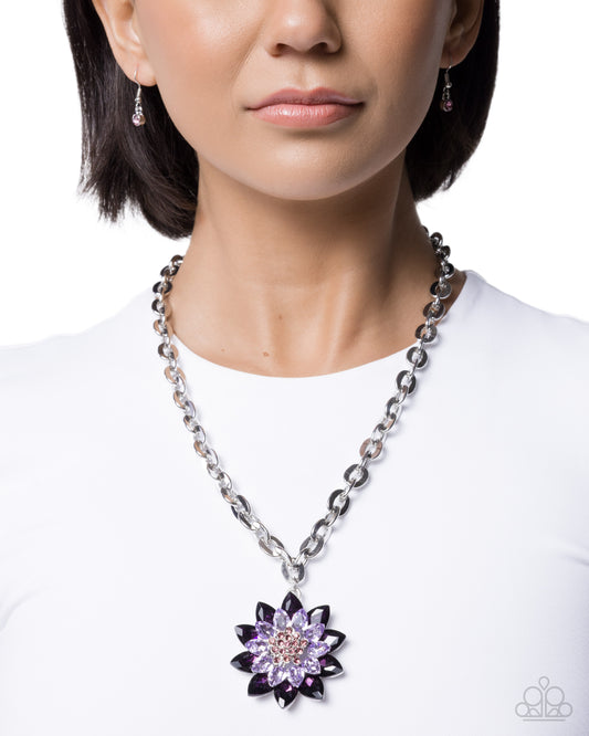 Paparazzi Glamorous Garden - Purple Light Amethyst & Lavender Gem Flower Necklace N4074