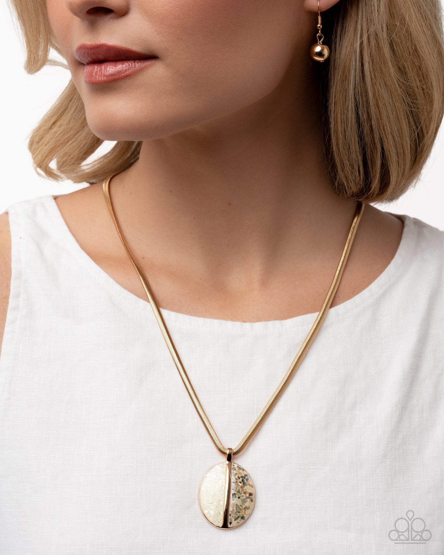 Paparazzi Mismatched Medley - Multi Pearl Shell & Faux Abalone Pendant Necklace & Earring Jewelry Set N1963