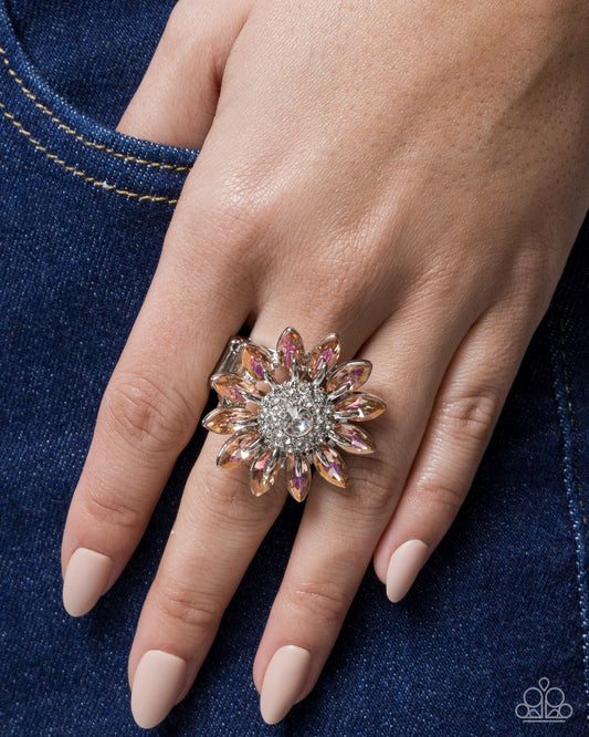 Paparazzi Dreamy Daisy - Orange Gem Flower Ring