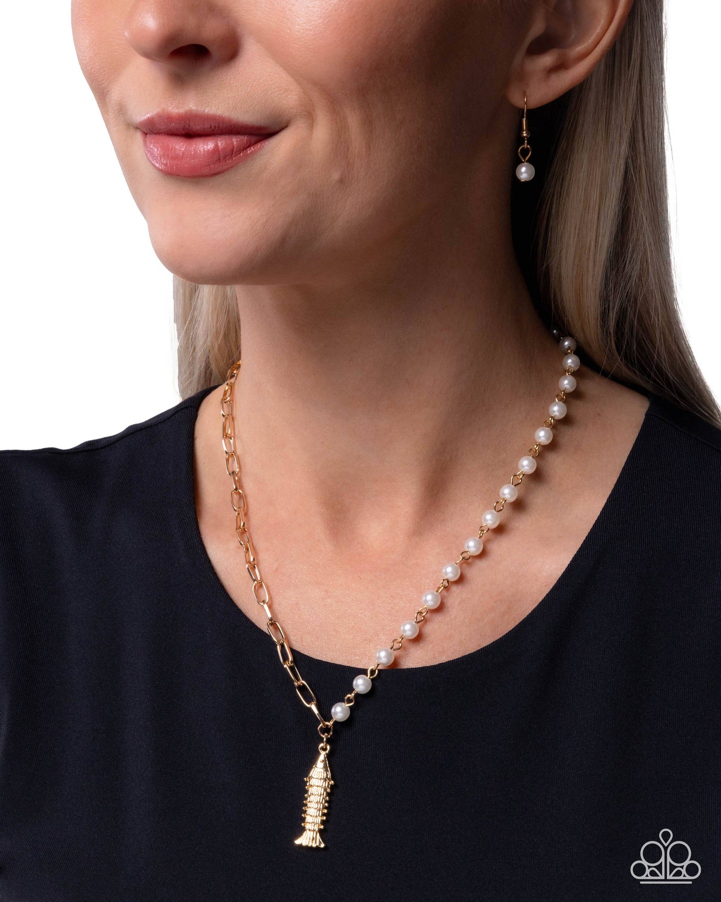 Paparazzi Coastal Corporate - Gold Chain & Gold Fish, White Pearl Necklace N3945