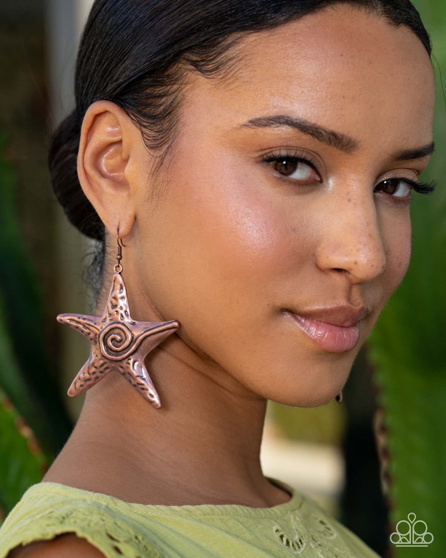 Paparazzi Stark Stars - Copper - Hammered Copper Star Earring E3354