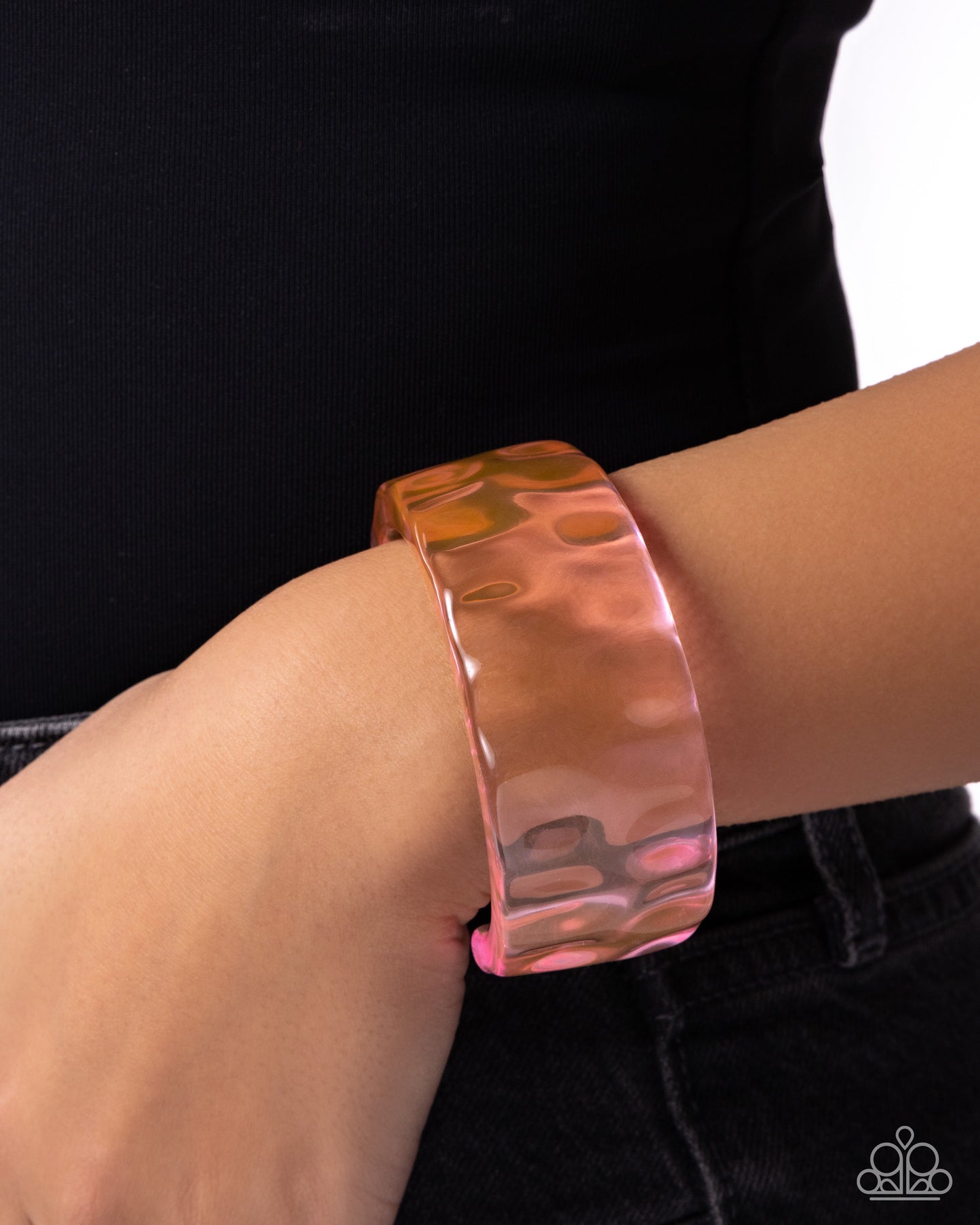 Paparazzi Adorable Andante - Pink Hammered Motif Acrylic Cuff B2679